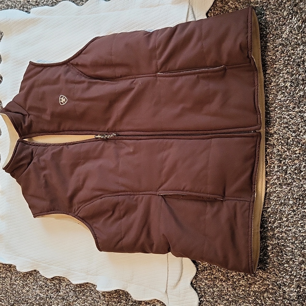 Ariat reversable vest